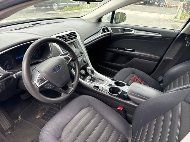 Used 2013 Ford Fusion SE image 4