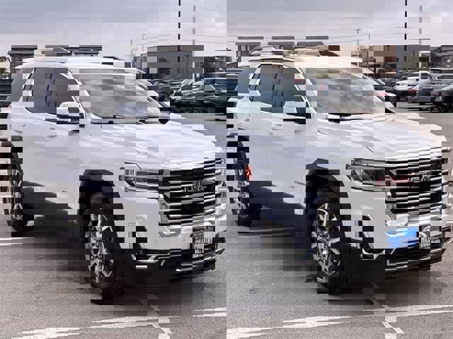 Used 2021 GMC Acadia SLT w/ Trailering Package image 8