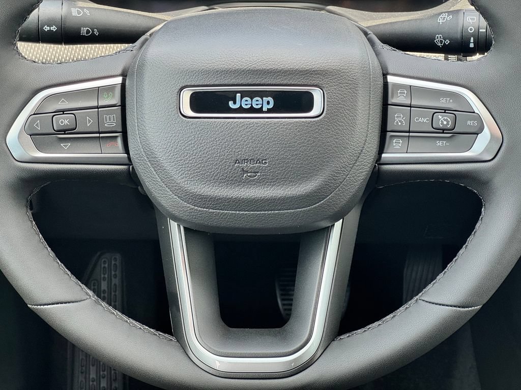 New 2026 Jeep Compass Limited w/ Sun, Sound & Navigation Group AWD/4WD image 18