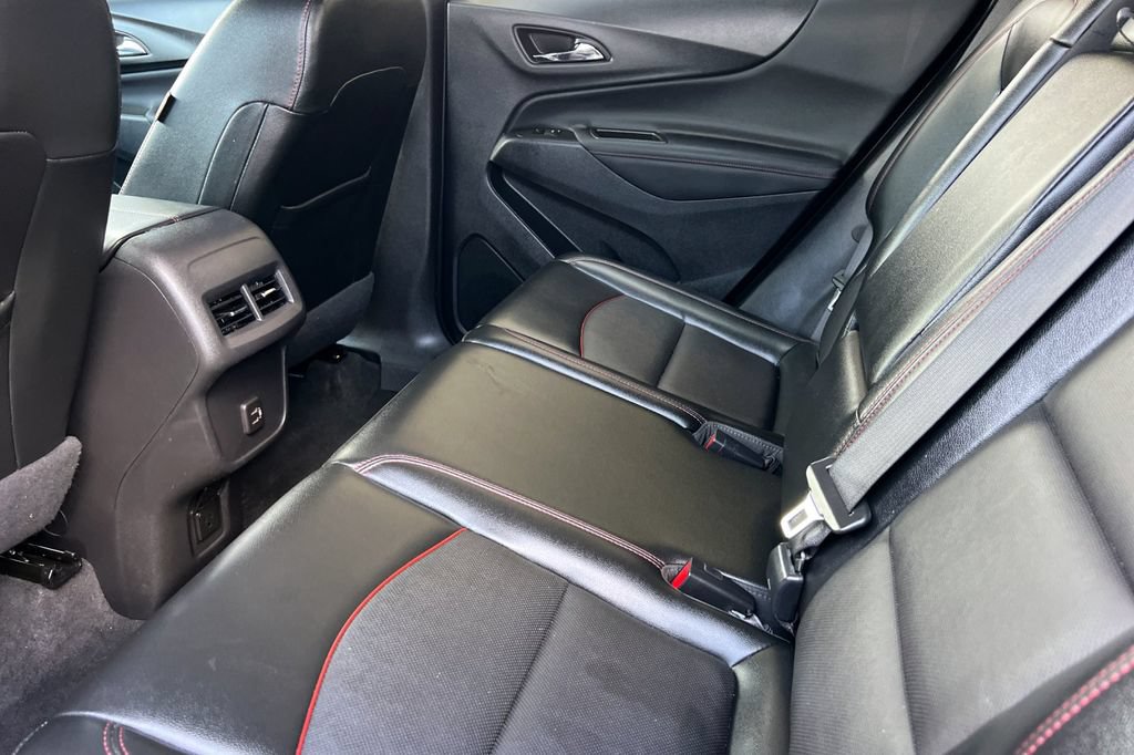 Used 2023 Chevrolet Equinox RS w/ RS Leather Package AWD/4WD image 15
