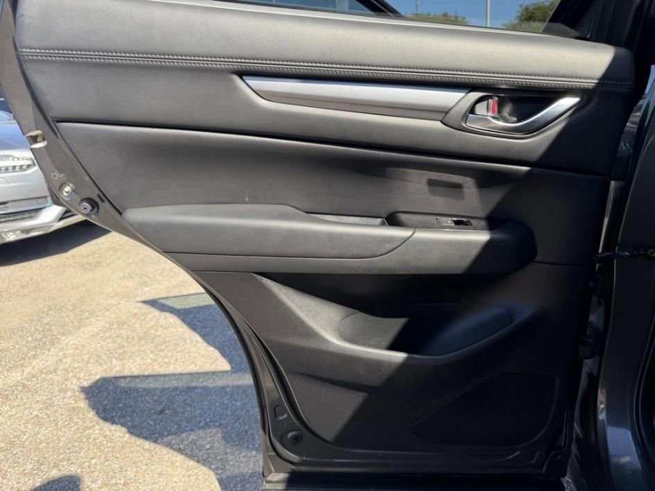 Used 2023 MAZDA CX-5 AWD 2.5 S w/ Select Package image 17