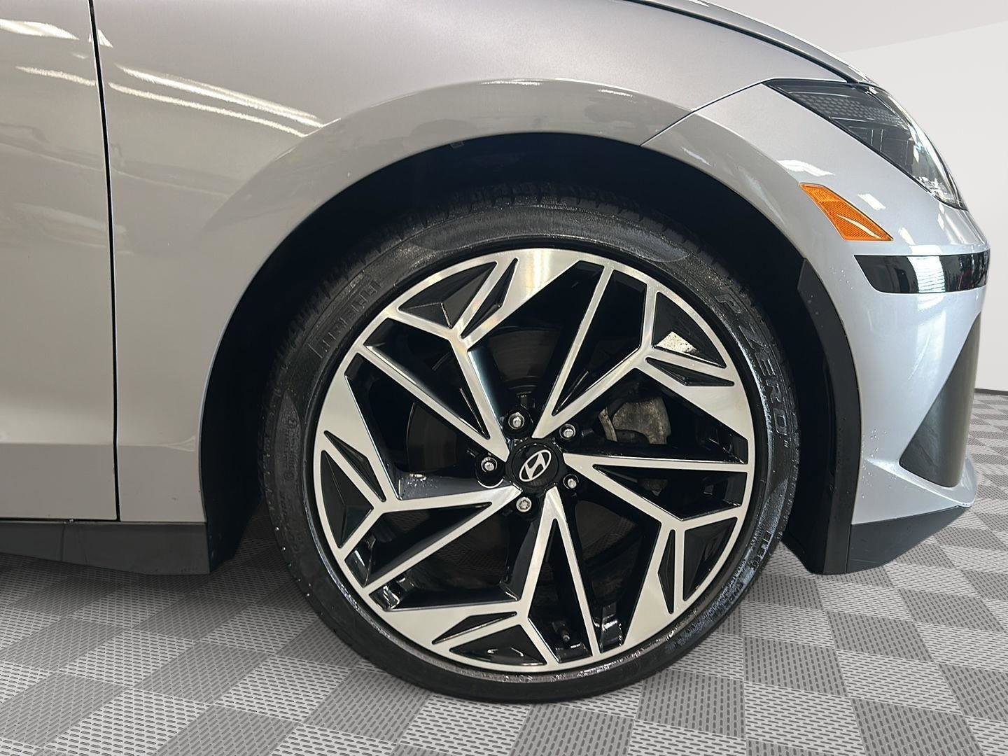 Certified 2024 Hyundai Ioniq 6 SEL AWD/4WD image 12