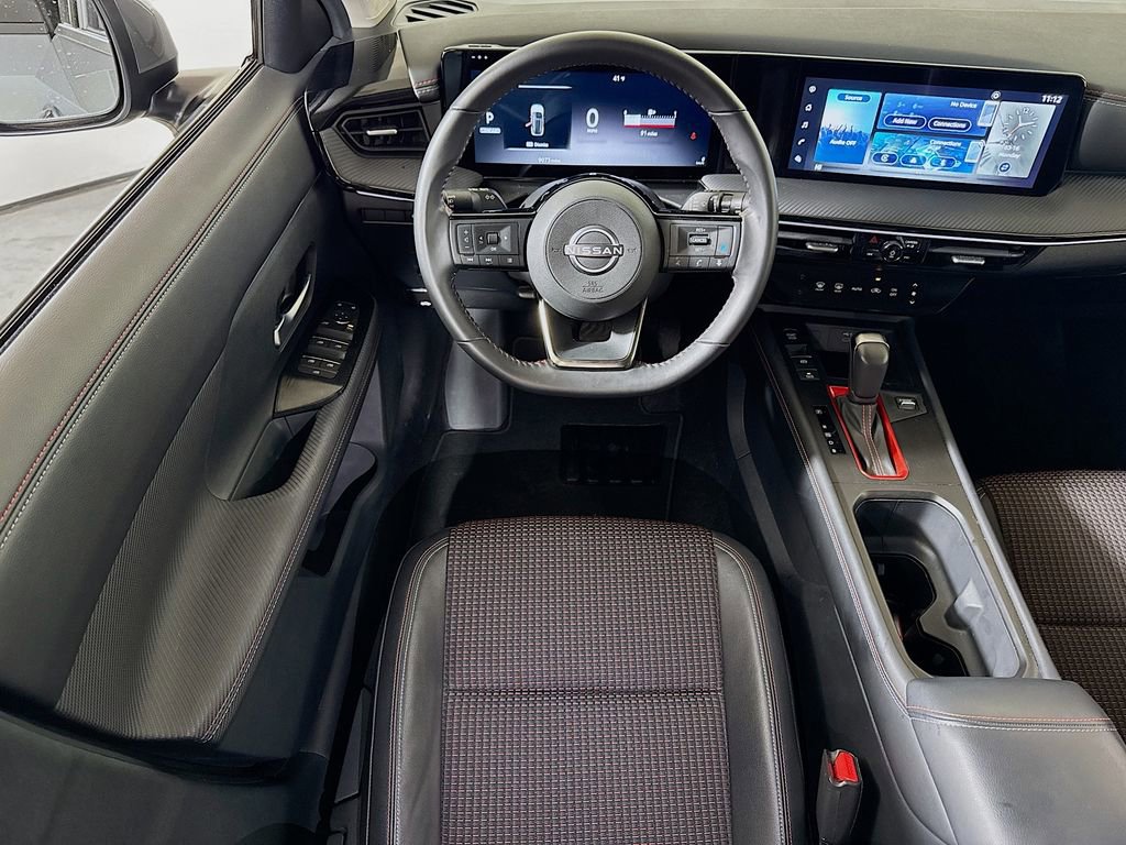 Used 2025 Nissan Kicks SR image 18