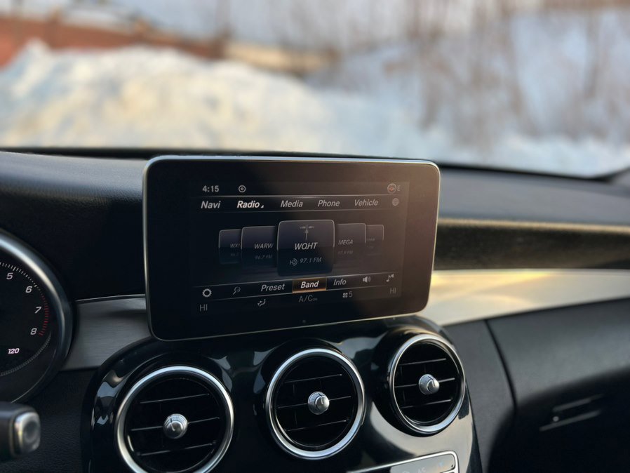 Used 2015 Mercedes-Benz C 300 4MATIC Sedan image 20