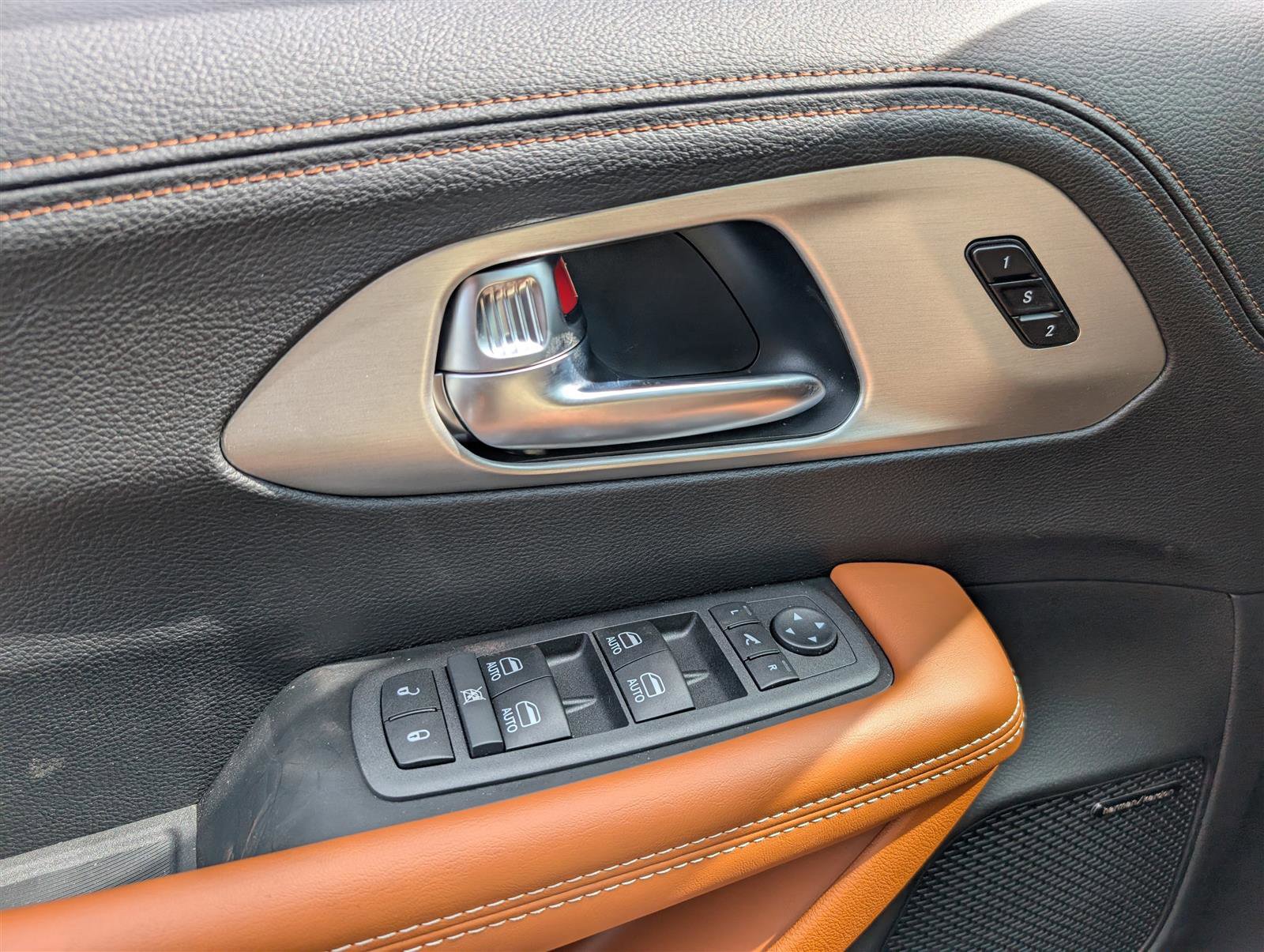 New 2026 Chrysler Pacifica Pinnacle image 17