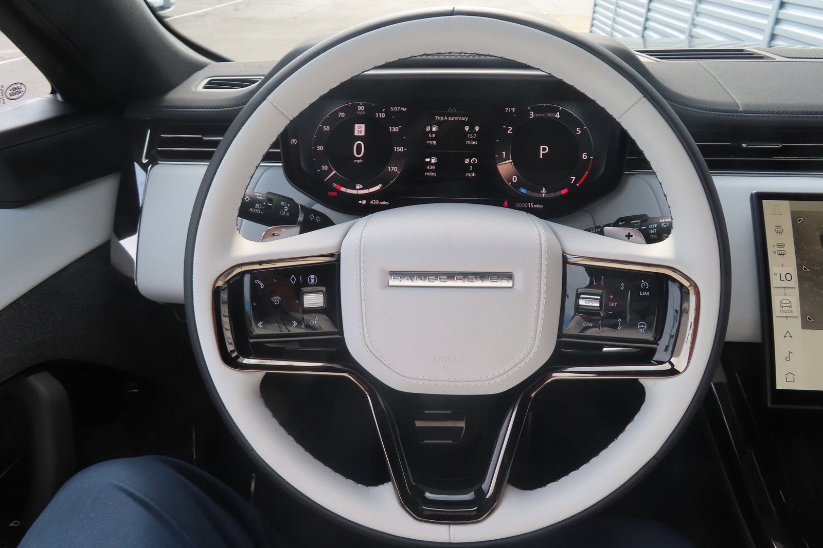 New 2024 Land Rover Range Rover Sport Dynamic SE image 29