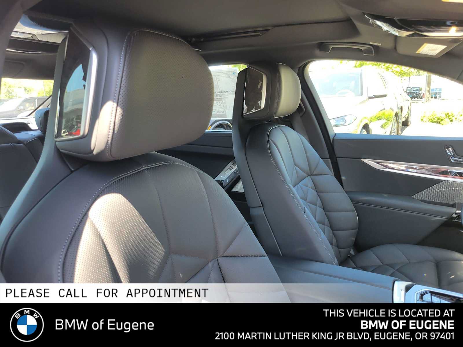 New 2026 BMW 740i xDrive w/ Premium Package AWD/4WD image 13