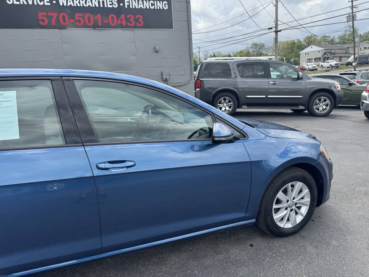 Used 2016 Volkswagen Golf S FWD image 9