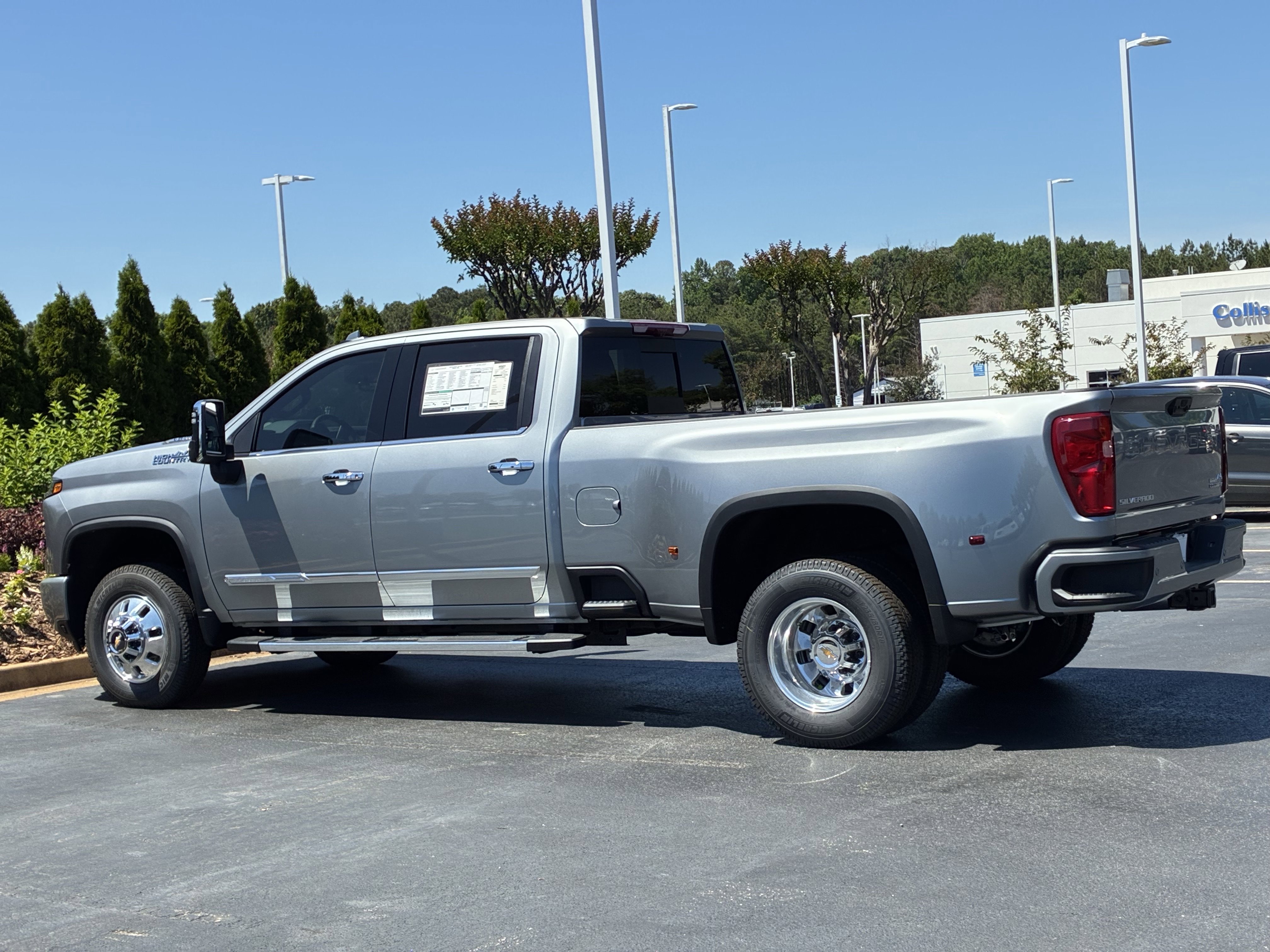 New 2026 Chevrolet Silverado 3500 High Country w/ High Country Premium Package AWD/4WD image 10