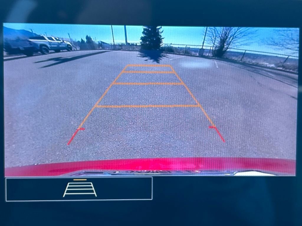 Used 2024 Chevrolet Trax RS image 13