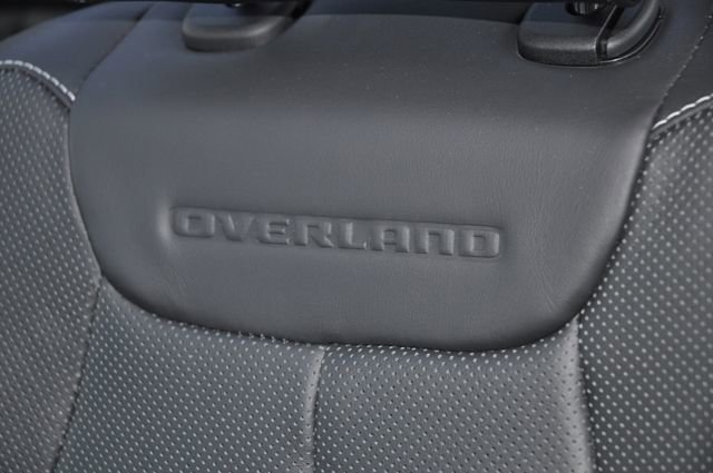 Used 2024 Jeep Grand Cherokee Overland w/ Luxury Tech Group IV image 21