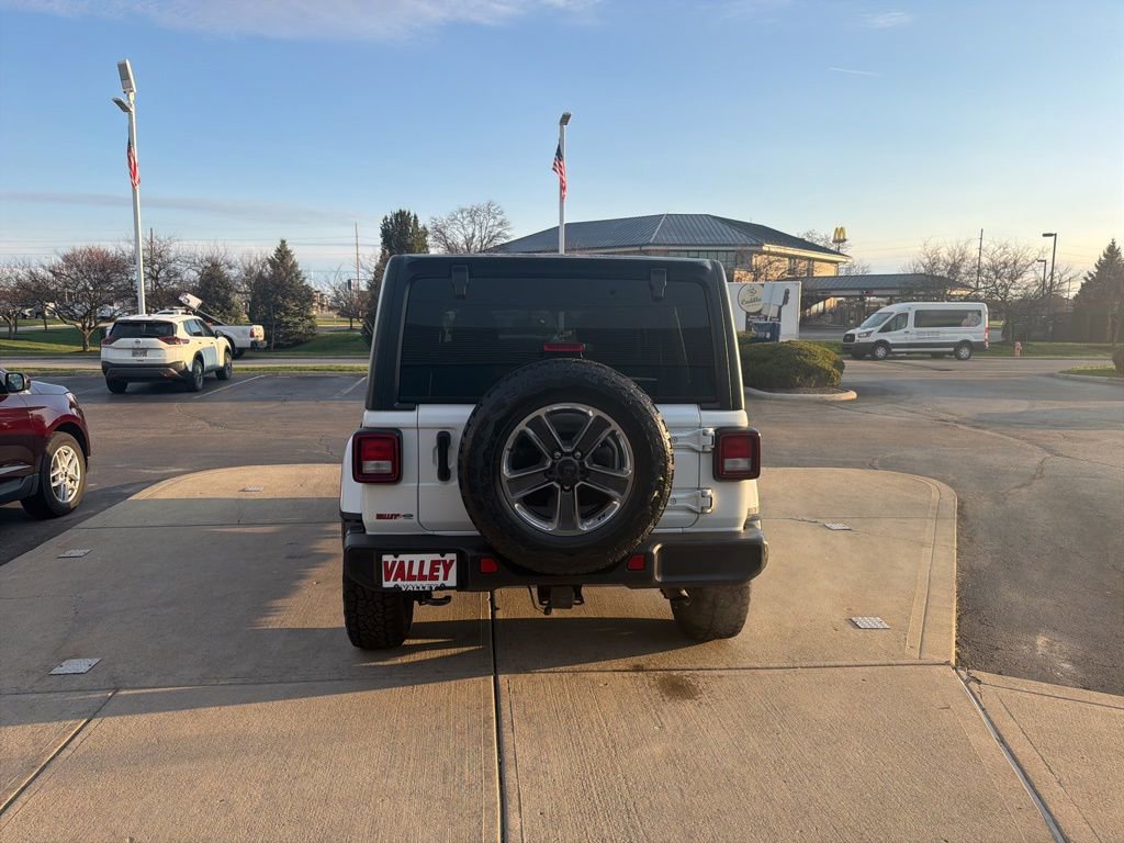 Used 2021 Jeep Wrangler Unlimited Sahara w/ Dual Top Group image 16