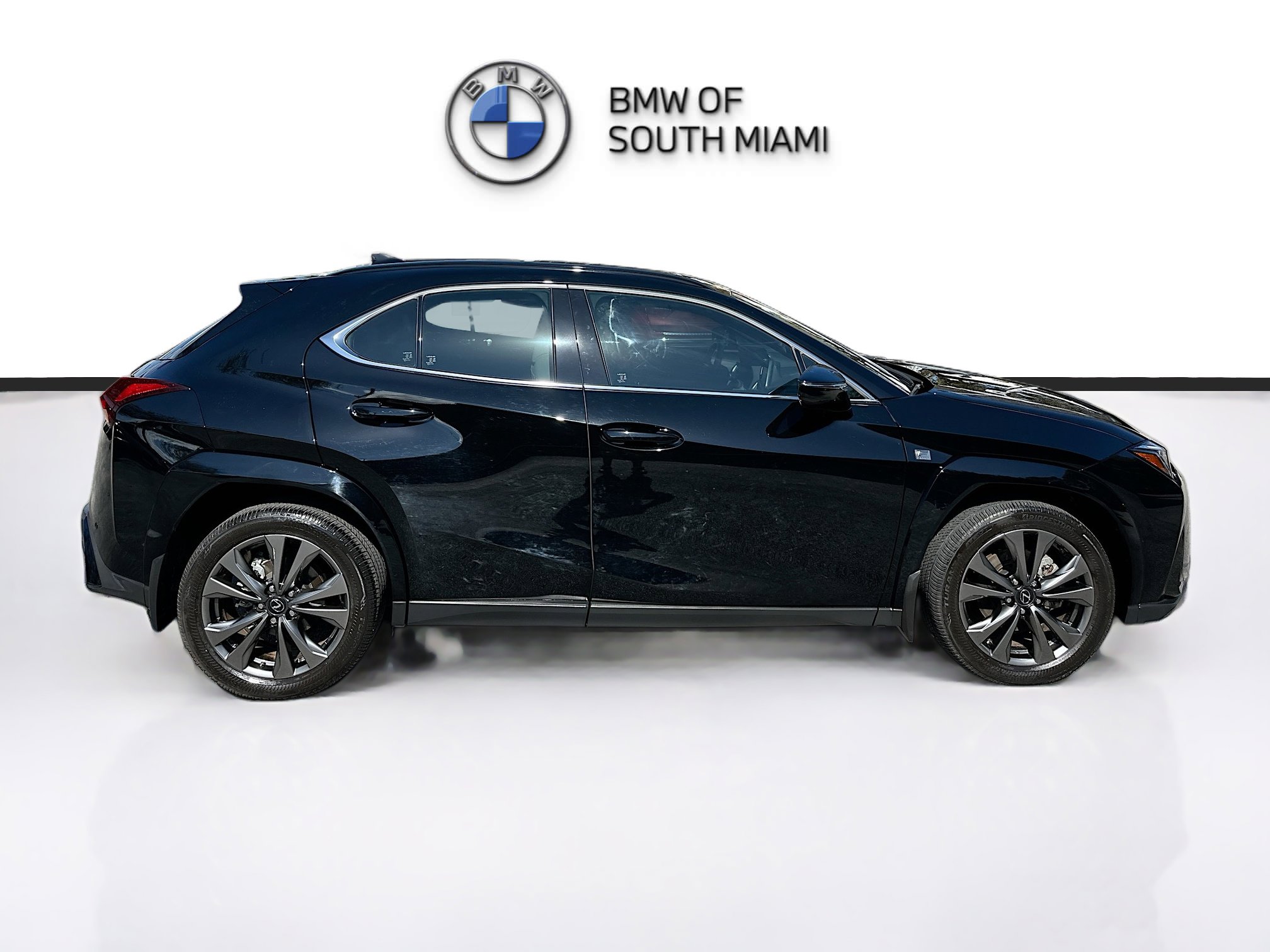 Used 2025 Lexus UX 300h FWD image 8