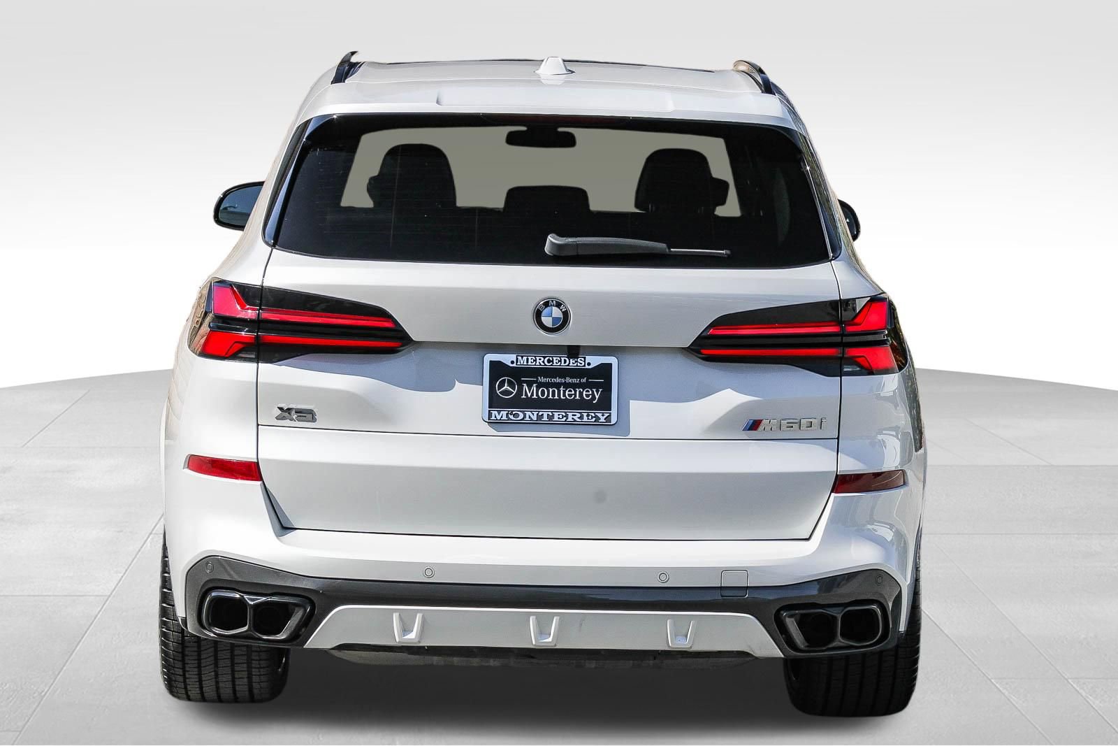 Used 2024 BMW X5 M60i w/ Parking Assistance Package AWD/4WD image 8