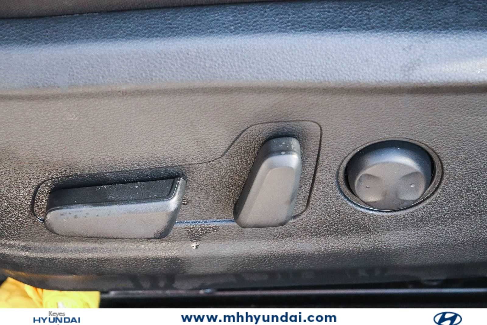 Certified 2023 Hyundai Kona SEL FWD image 19