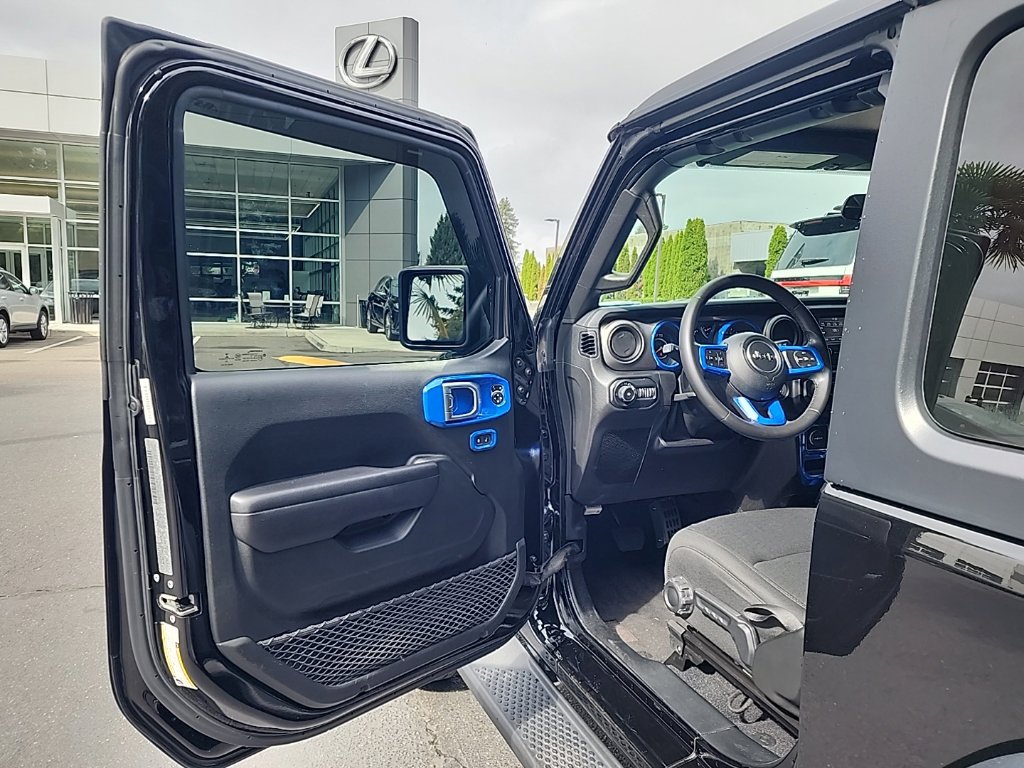 Used 2020 Jeep Wrangler Sport AWD/4WD image 9