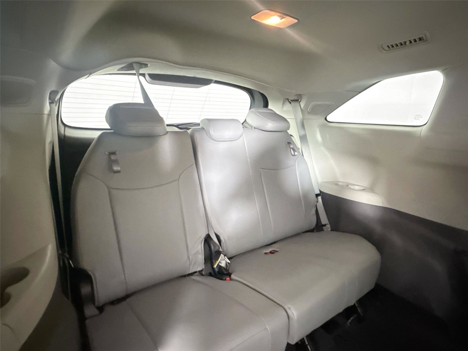 Certified 2023 Toyota Sienna XLE image 43