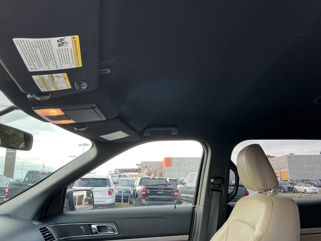 Used 2018 Ford Explorer XLT w/ Equipment Group 202A image 26