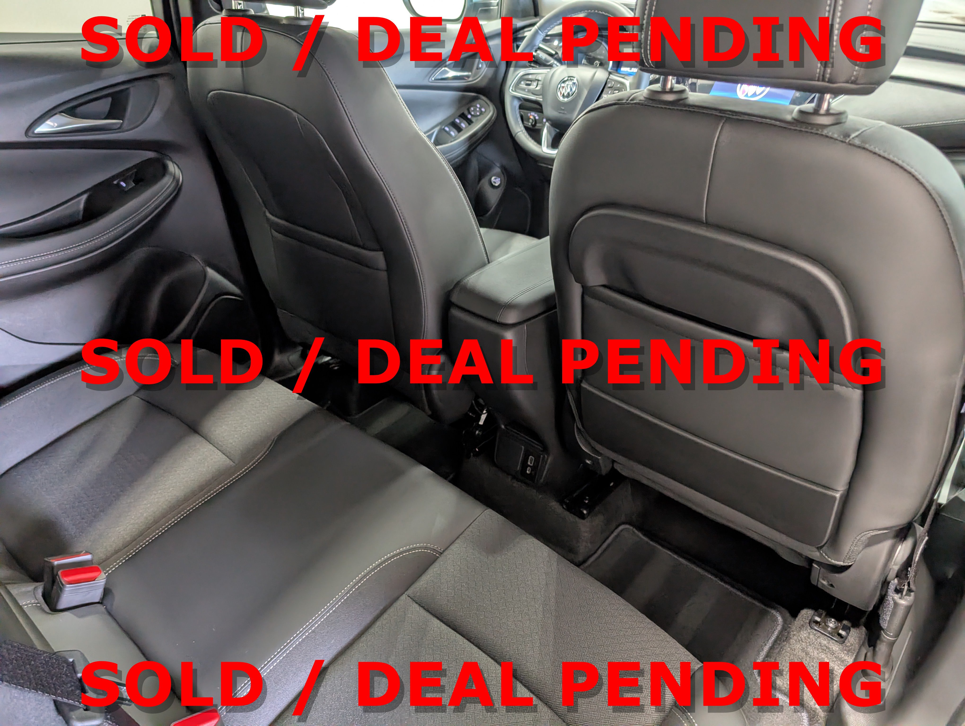 Used 2023 Buick Encore GX Select w/ Sport Touring Package FWD image 16