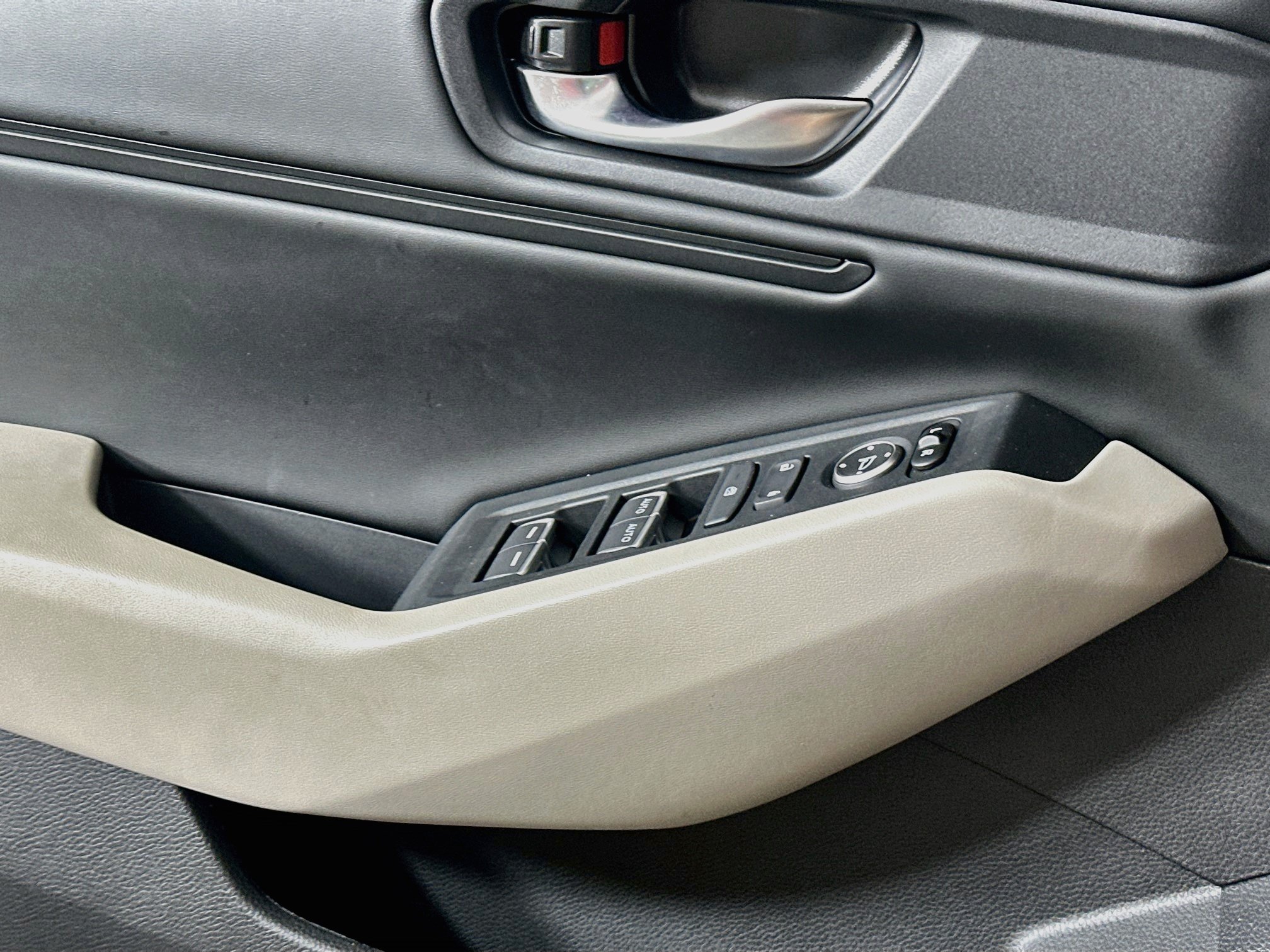 Used 2024 Honda Accord EX image 15