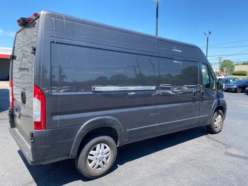 Used 2019 RAM ProMaster 2500 w/ Premium Appearance Group image 6