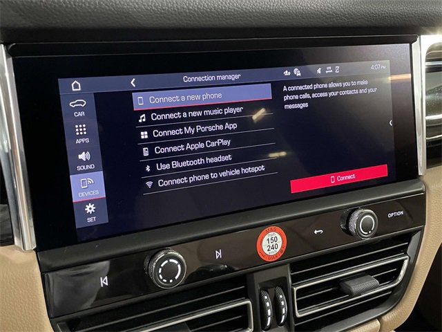 Certified 2025 Porsche Macan image 29