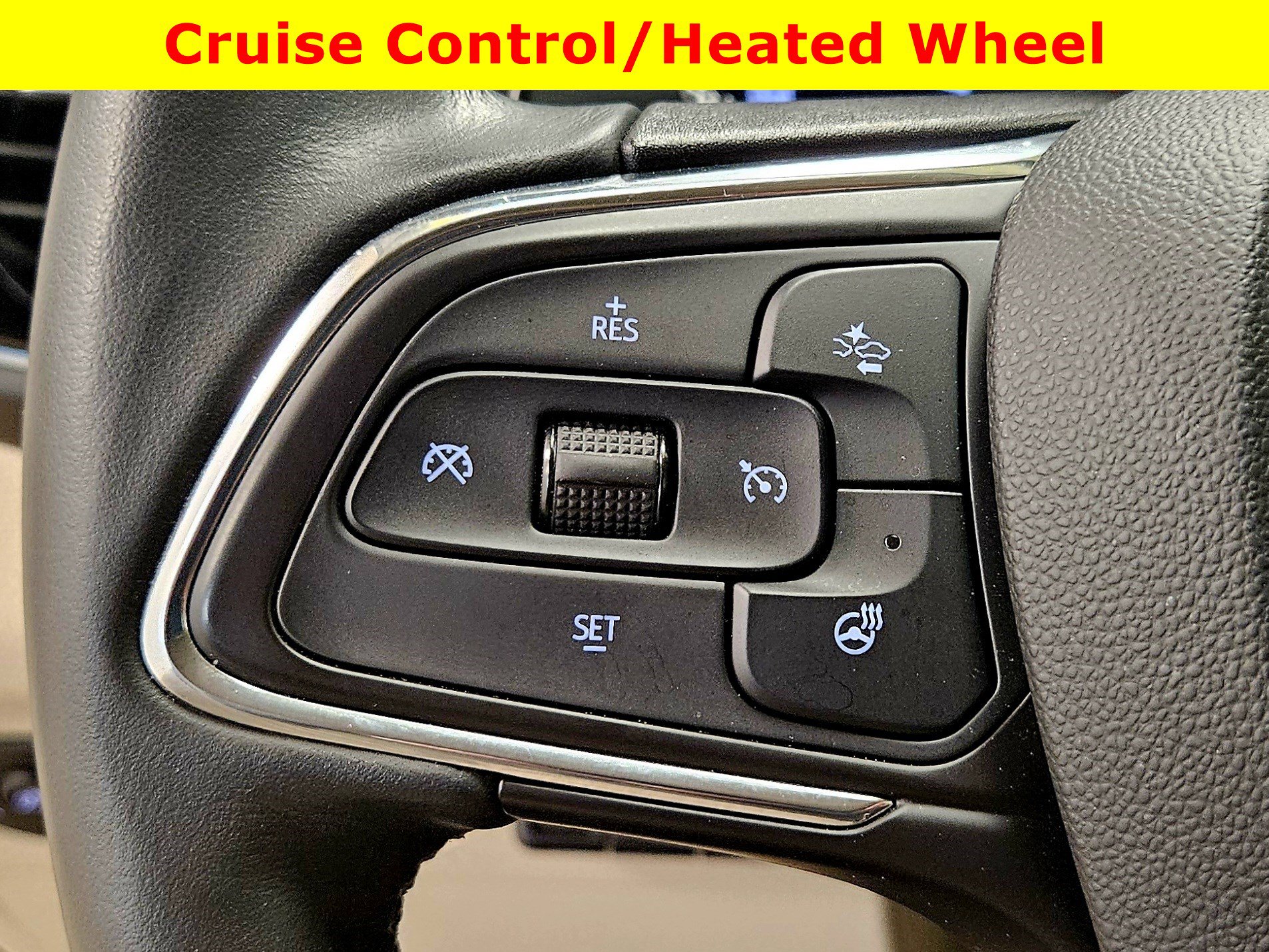 Used 2023 Buick Envision Avenir image 35