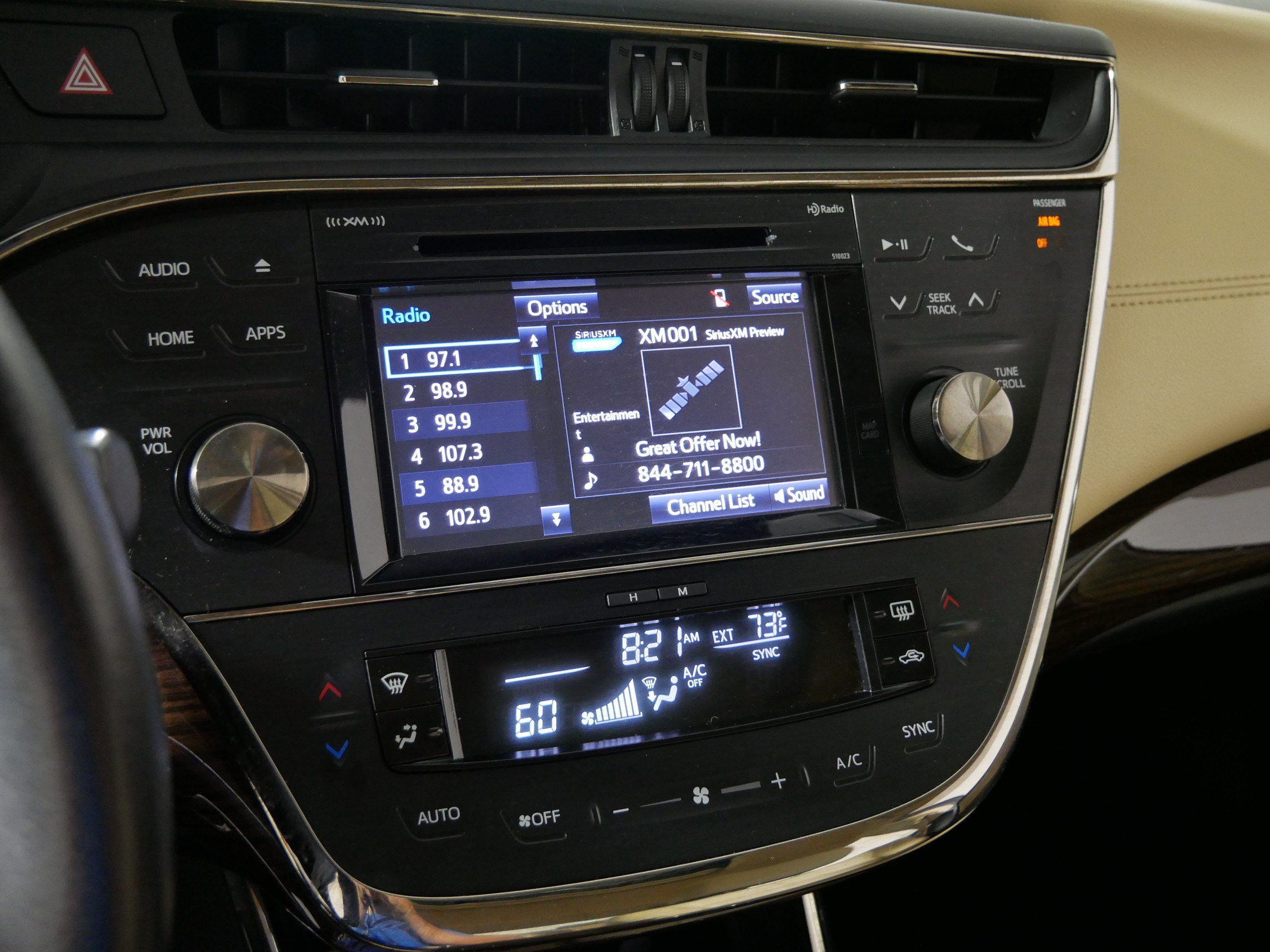 Used 2015 Toyota Avalon XLE Touring FWD image 22