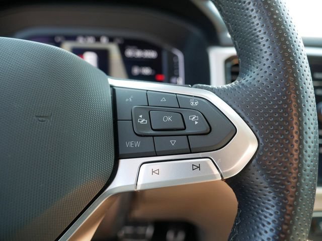 Certified 2022 Volkswagen Atlas SEL R-Line AWD/4WD image 27