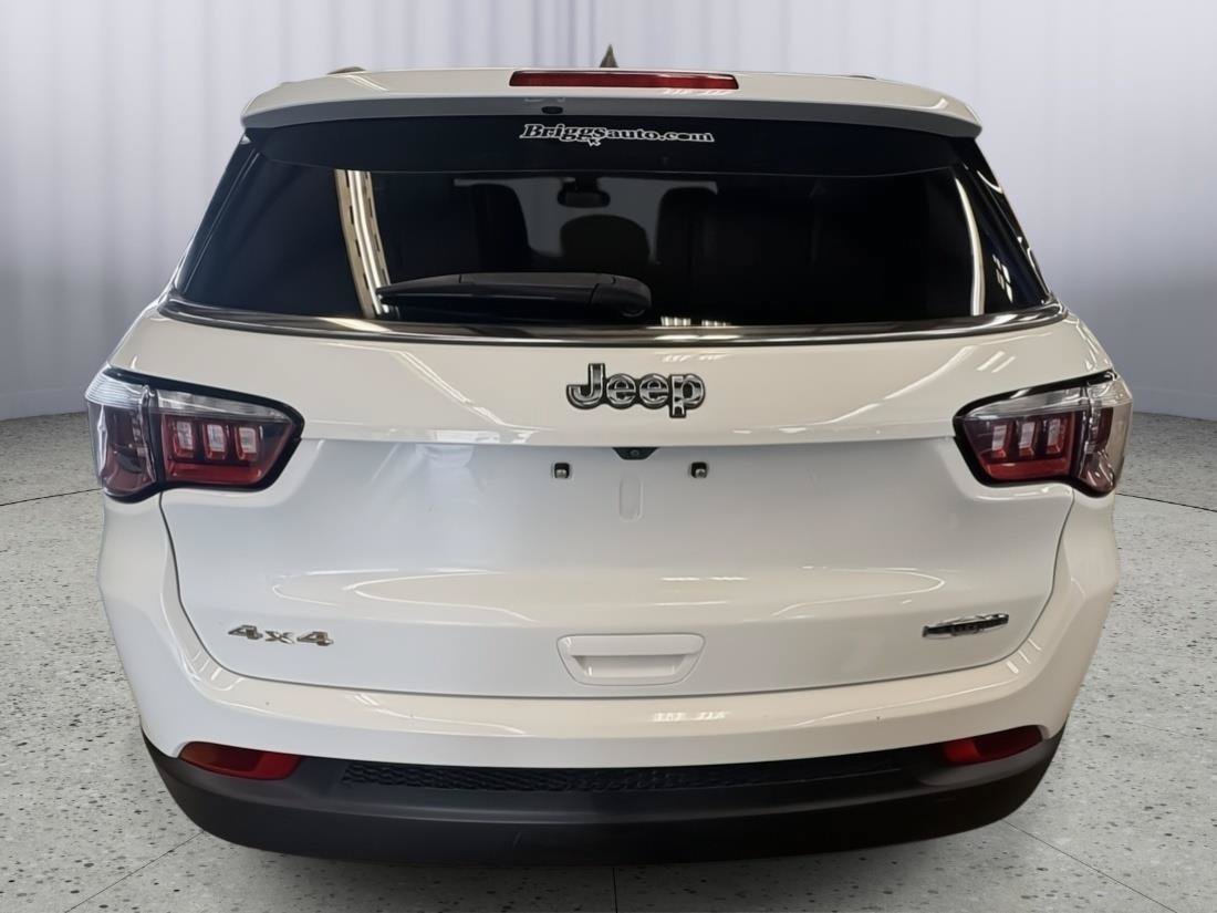 Used 2024 Jeep Compass Latitude AWD/4WD image 4