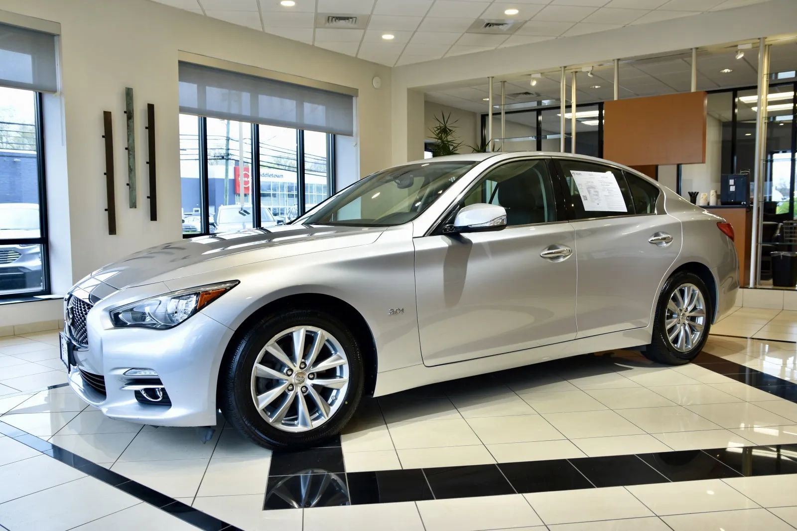 Used 2017 INFINITI Q50 3.0t Premium w/ 3.0T Premium Plus Package AWD/4WD image 3