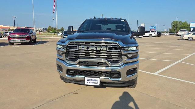 Used 2026 RAM 2500 Tradesman w/ Chrome Appearance Group AWD/4WD image 3