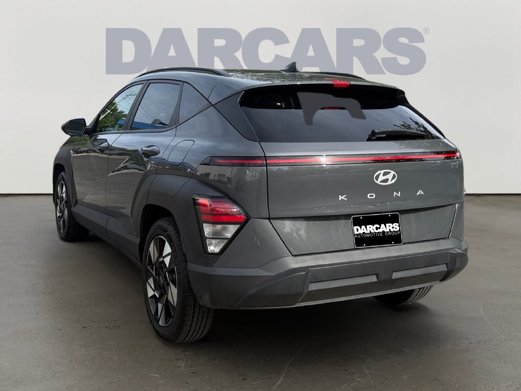 Used 2025 Hyundai Kona SEL FWD image 5