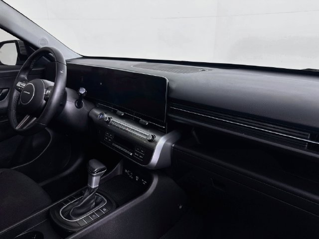 Used 2024 Hyundai Kona SEL FWD image 27