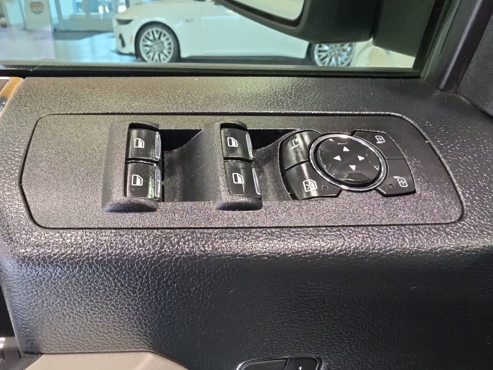 Used 2019 Ford F150 Lariat w/ Equipment Group 502A Luxury AWD/4WD image 23