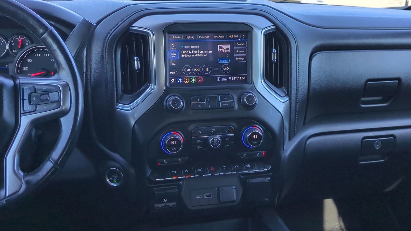 Used 2020 Chevrolet Silverado 1500 LT Trail Boss image 32