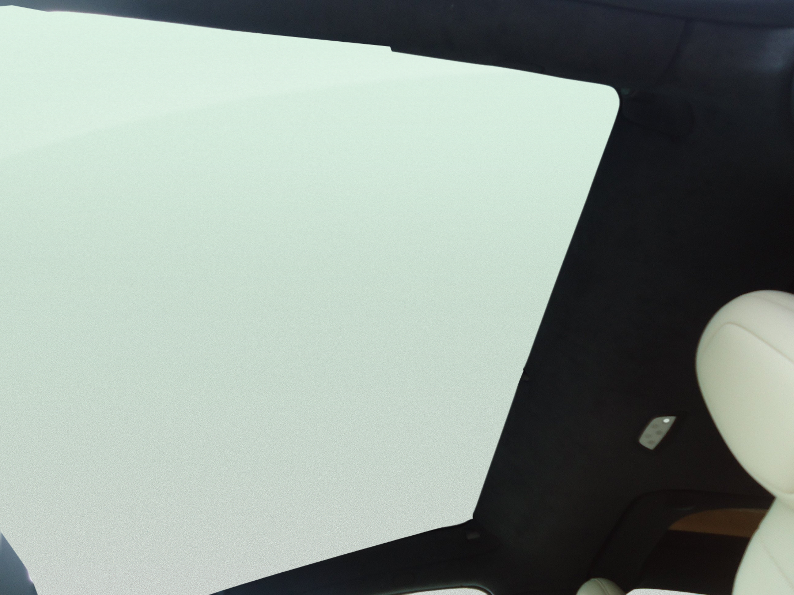 Used 2023 Tesla Model X AWD/4WD image 29