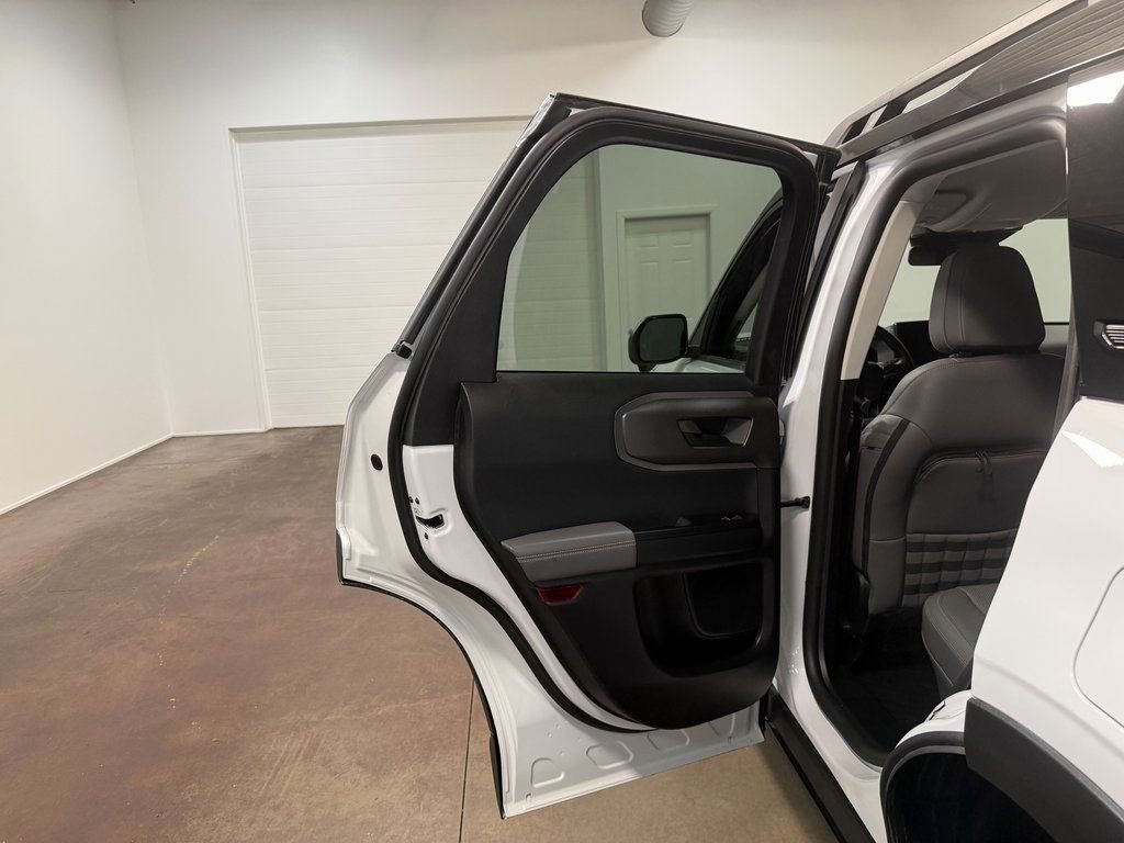 Used 2025 Ford Bronco Sport Badlands AWD/4WD image 46