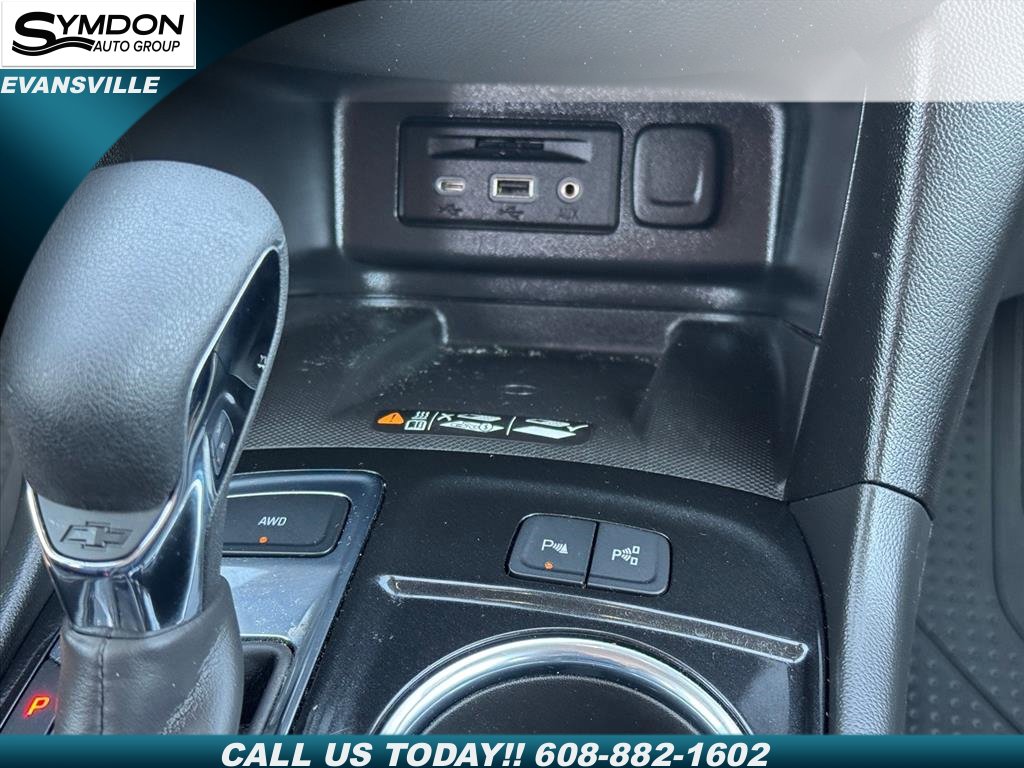 Used 2023 Chevrolet Equinox Premier image 16