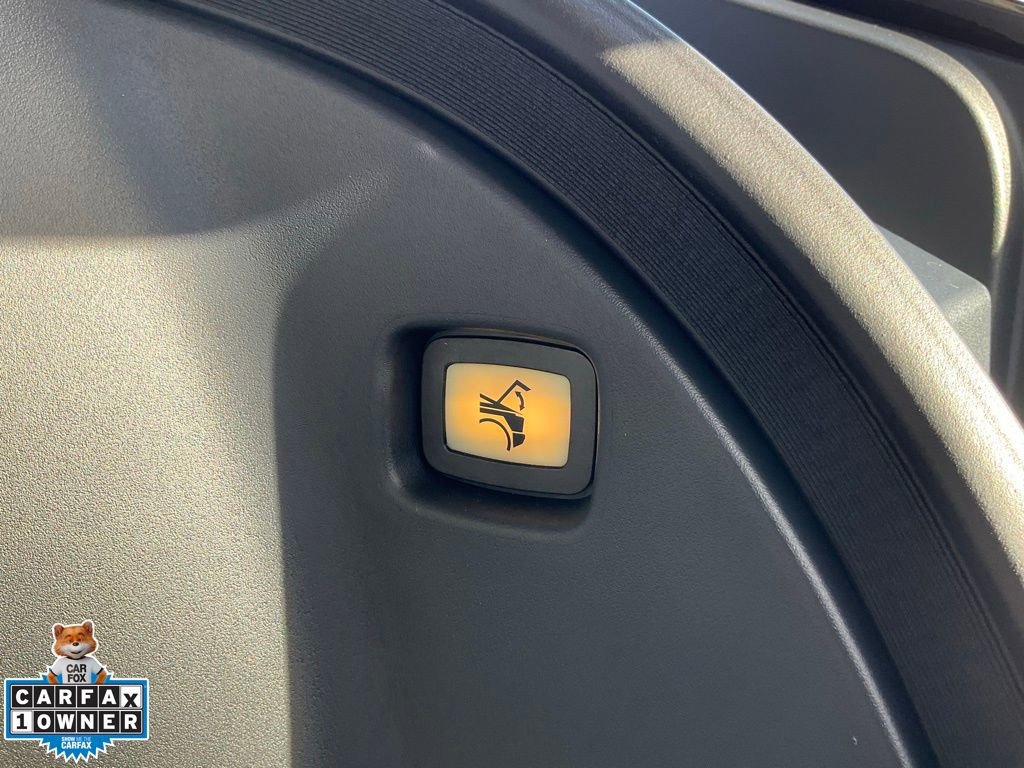 Used 2024 Tesla Cybertruck AWD Crew Cab image 14