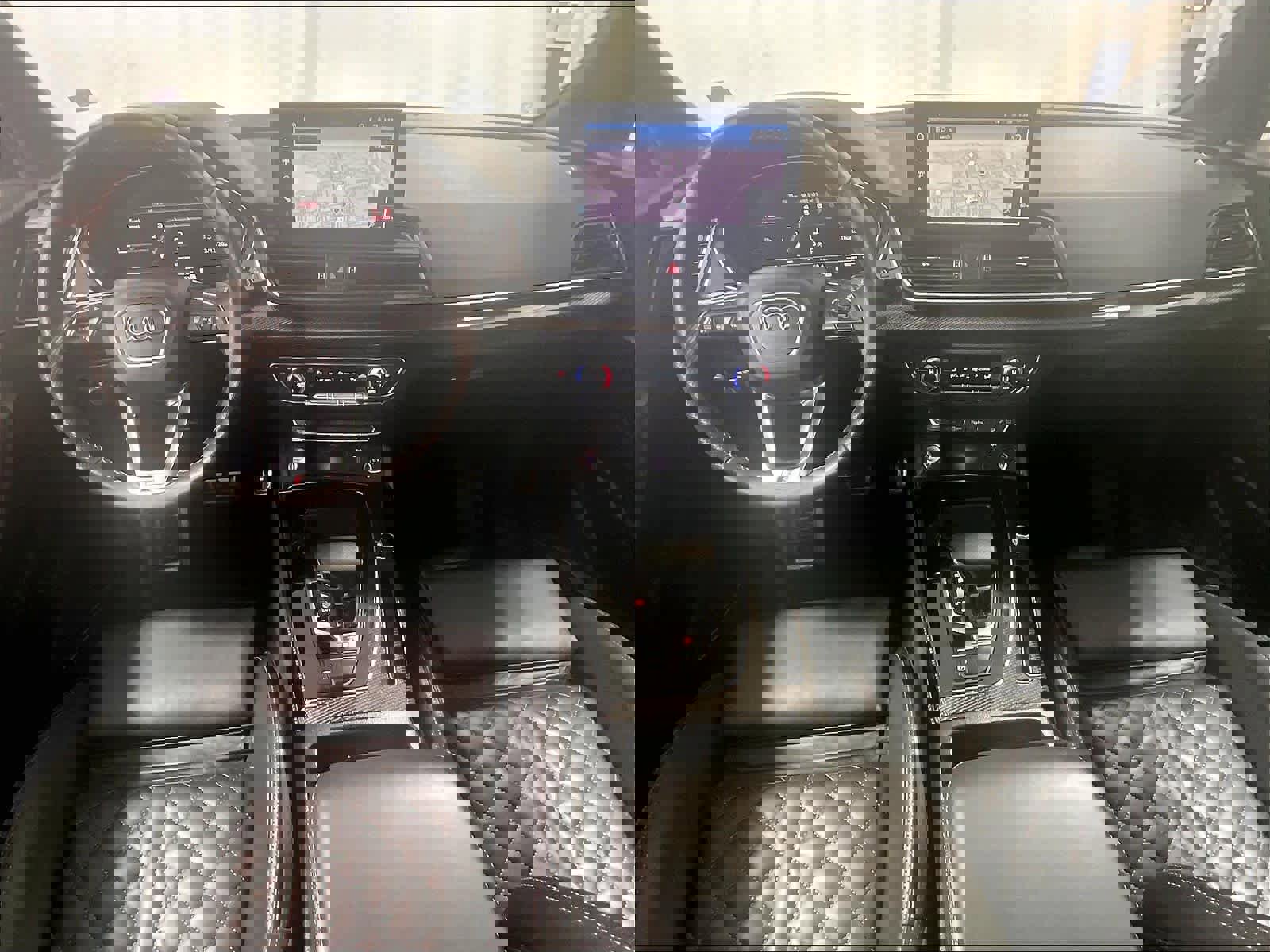 Used 2024 Audi SQ5 Prestige w/ Prestige Package image 22