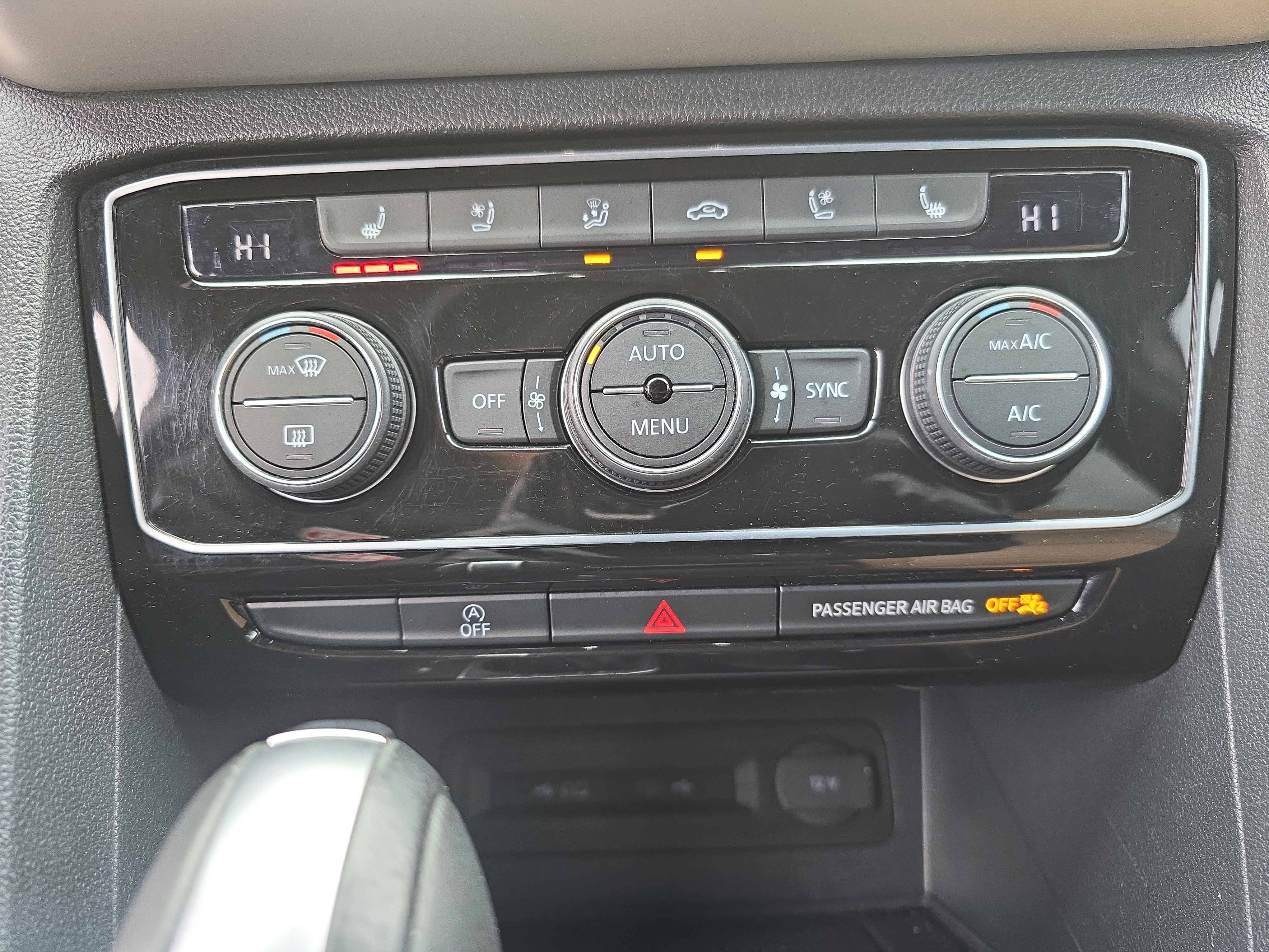 Used 2022 Volkswagen Atlas Cross Sport SEL Premium R-Line image 19