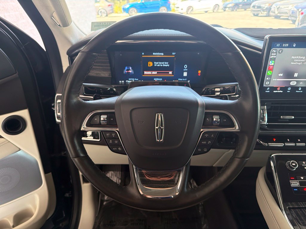 Used 2024 Lincoln Navigator Black Label AWD/4WD image 12