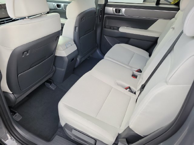New 2026 Hyundai Santa Fe SE FWD image 19