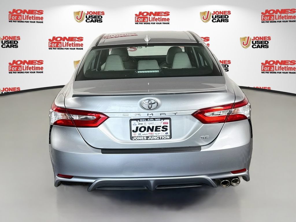 Used 2020 Toyota Camry SE FWD image 14