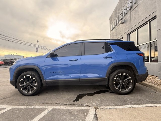 Used 2026 Chevrolet Equinox RS image 2