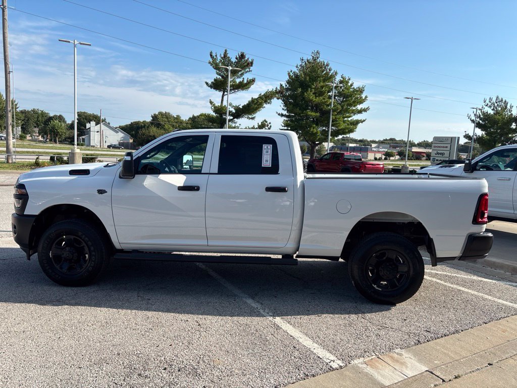 New 2027 RAM 3500 Tradesman AWD/4WD image 9