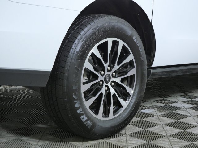Certified 2025 Ford Expedition Max Platinum AWD/4WD image 7