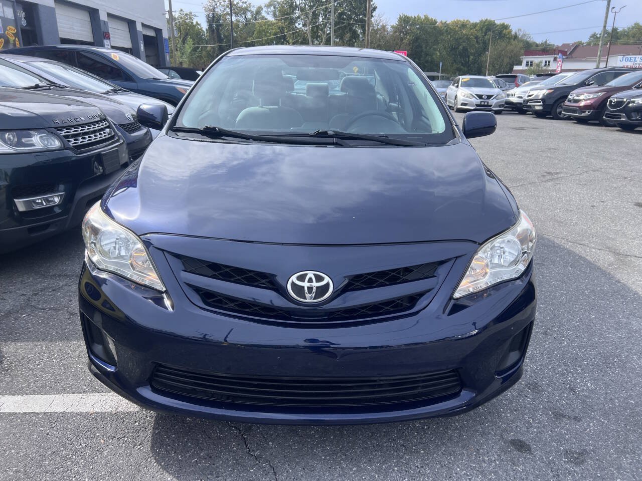 Used 2013 Toyota Corolla LE FWD image 2