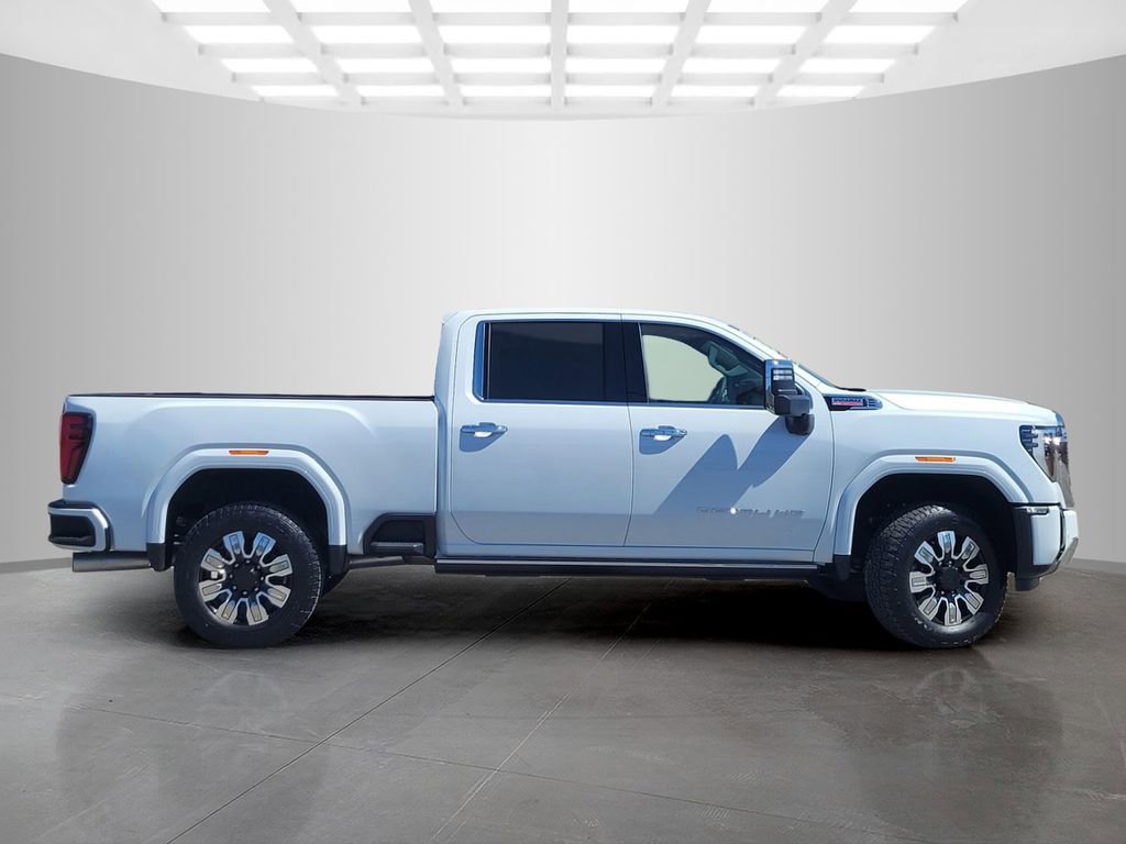 New 2026 GMC Sierra 2500 Denali w/ Denali Reserve Package image 3
